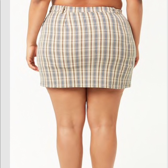 Plus size plaid miniskirt - Picture 4 of 5